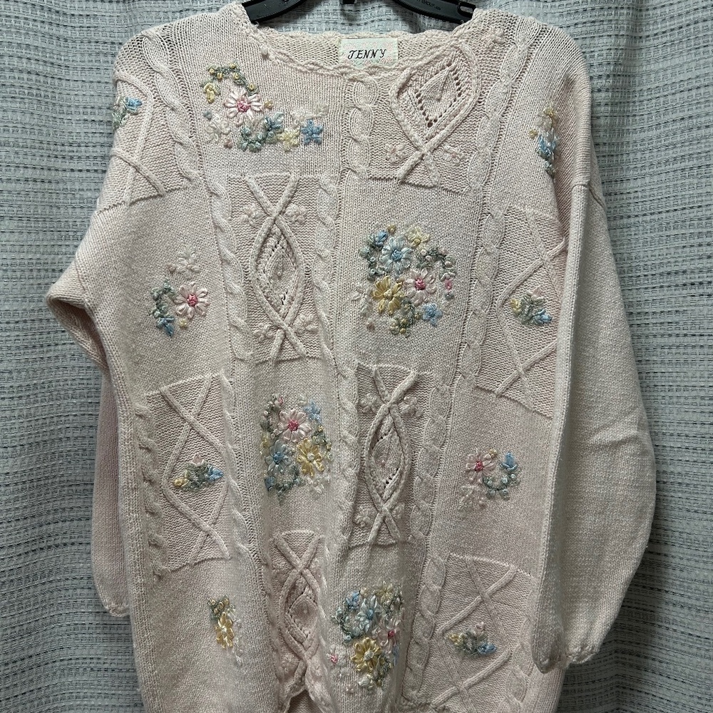Vintage Cottage Core Pastel Floral Knit Sweater Ruffle Hem Size Medium